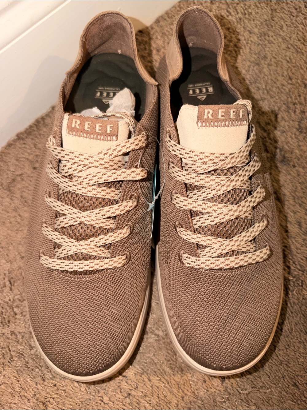 NEW Reef Neptune Men’s Breathable Sneakers – Size 13